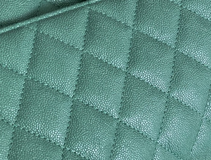 (Authentic Quality)Chanel Classic Flap Medium Size 25.5 Soft Caviar Leather In Pearl Green