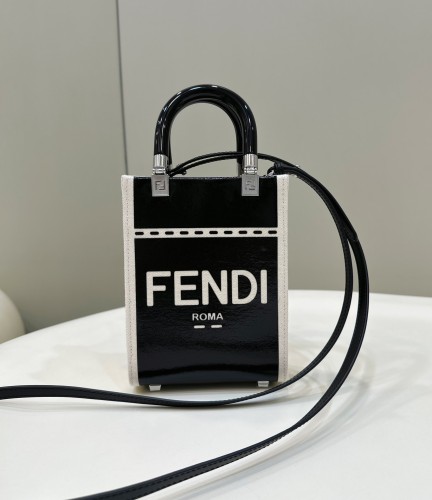 Fendi Tote Bag 13 Fabric In Black/white