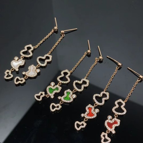 Qeelin Petite Wulu earrings in 18K rose gold with diamonds 