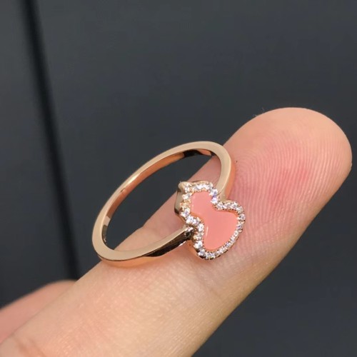 Qeelin Pink Gourd Diamond Ring