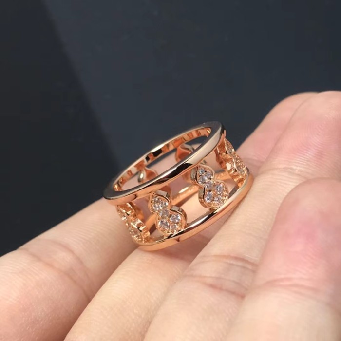 Qeelin Gourd Hollow Diamond Ring