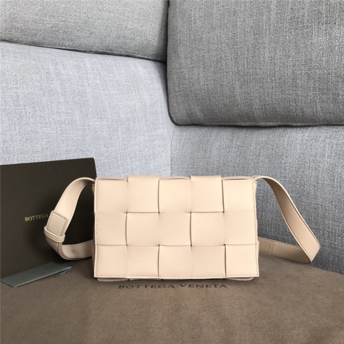 bottega veneta cassette bag