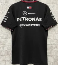 2024/25 Mercedes AMG Petronas F1 Black Team T-Shirt (圆领)