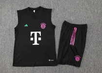 2024/25 Bayern Black Vest Training Jersey