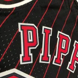 1997/98 Bulls PIPPEN #33 Black Retro NBA Jerseys 热压