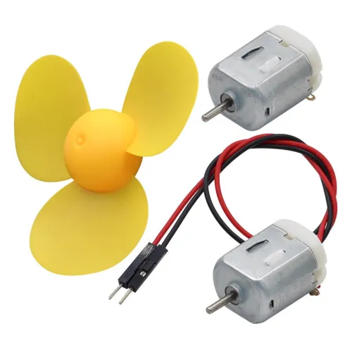 Single Micro 130 Small Motor Four-wheel Drive Vehicle Motor DC Small Motor Medium Motor/72MM Propeller