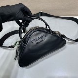 争奪戦 プラダ レディース トップハンドルバッグ 偽物 puk49508