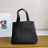 可愛いプラダ スーパーコピー ミディアム レザー ロゴ トートバッグ 1BG384 puu92869