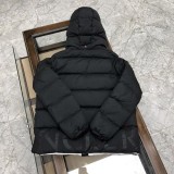 完売前に！暖かい♪ モンクレール ダウン ブラック 偽物 moe67934