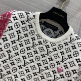 稀少ルイヴィトン 偽物 フューシャアクセントマスキュリンTシャツ vuq58373