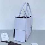 ☆超人気☆ボッテガヴェネタ アルコ トート 偽物 バッグ マース ウォッシュド/グレープ 652867VMAY35310