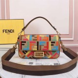 超話題!フェンディ バゲット コピー マルチカラーFFキャンバス バッグ 8BR600AHW7F18H2