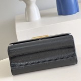完売必至 ルイヴィトン ショルダーバッグ 偽物 M50282