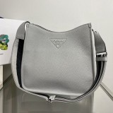 【新作】プラダ レザーホーボー ショルダーバッグ 偽物 3色 1BC0732DKVF0002V3OO