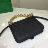 可愛いボッテガヴェネタ コピー マウント スモールエンベロープバッグ ブラック 667399V12M08425