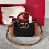 可愛い ヴァレンティノ Vロゴ トートバッグ コピー Vut14828