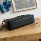 春もの新作シャネル ショルダーバッグ キルティング ブラック 偽物 shb09935