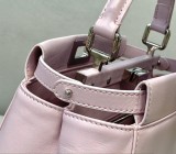 定番フェンディ ピーカブー コピー ミニ レザー バッグ fel90155