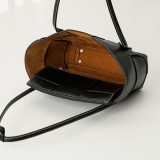 ★日本!!人気！【ボッテガヴェネタ 偽物】アルコ レザー トップハンドル バッグ bof51819