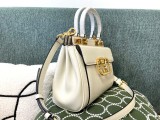 【日本未発売】【ヴァレンティノ ハンドバッグ コピー】ROCKSTUD ALCOVE Vul31375