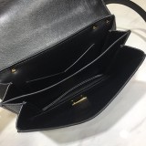 可愛いボッテガヴェネタ コピー マウント スモールエンベロープバッグ ブラック 667399V12M08425