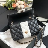 目を惹くカラー シャネル ベージュ クラシック ミニ フラップ バッグ コピー sha48174