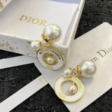 ギフトに最適♪ディオール ピアス 偽物 メタル レジンパール del13478