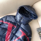 入手困難ヴァレンティノ モンクレール 偽物 ダウンジャケット ロゴ付 Vuq89110