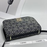 大人気!!新作 ロエベ アナグラム 偽物ジャカード ショルダーバッグ loc10328