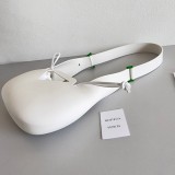 入手困難ボッテガヴェネタ☆パンチ ショルダーバッグ コピー ラバー ナイロン bon30936
