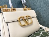 【日本未発売】【ヴァレンティノ ハンドバッグ コピー】ROCKSTUD ALCOVE Vul31375