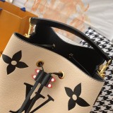 ★関税/送料込★ ルイヴィトン ショルダーバッグ 偽物 CRAFTY ネオノエMM 2WAY モノグラム M56889