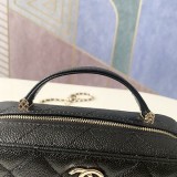 ギフトに最適♪シャネル ショルダーバッグ スーパーコピー キャビアスキン shr30655