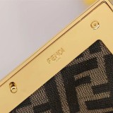 大人気！フェンディ ファースト スモール モヘアウール バッグ コピー fec18707