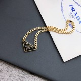 ギフトに最適♪プラダ シンボル ネックレス コピー puw03803