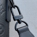 21SS​ ルイヴィトン ショルダーバッグ 偽物 モノグラム エンボス M57726