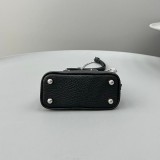メゾン マルジェラ 偽物 5AC Classique ベビー ショルダーバッグ SB3WG0025P44