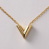 送料込 ルイヴィトン エセンシャル V 偽物 ネックレス vun11789