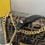 高品質♪♪♪フェンディ FFロゴ バッグ コピー ショルダーバッグ fel70147