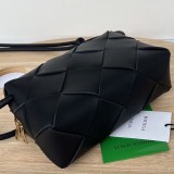 新デザイン ボッテガ カセット スモール コピー ショルダーバッグ bou87869