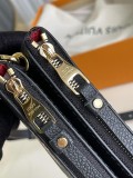大人気！ルイヴィトン ショルダーバッグ コピー ポシェット ドゥーブルジップ M80787