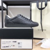 秋冬新作 グッチ GGエンボス メンズ スニーカー guc04875