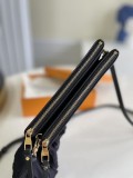 大人気！ルイヴィトン ショルダーバッグ コピー ポシェット ドゥーブルジップ M80787