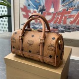 おすすめMCM 偽物 エッセンシャル ボストンバッグ ヴィセトス オリジナル MWBAASE02CO00