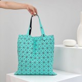 【BAOBAO ISSEY MIYAKE】クロスボディバック 偽物 bar47824