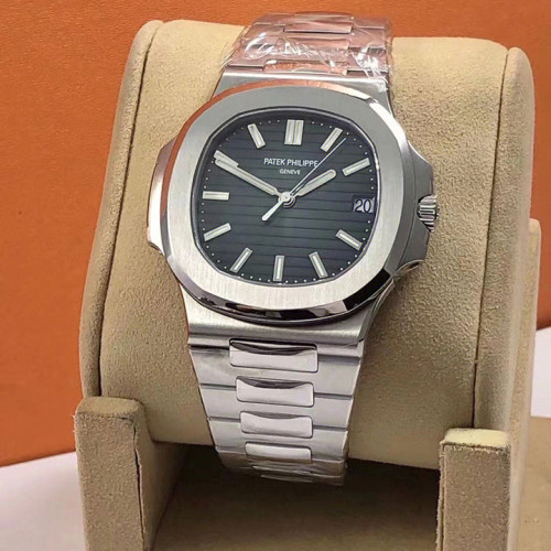 Patek Philippe Nautilus 5711/1A 010