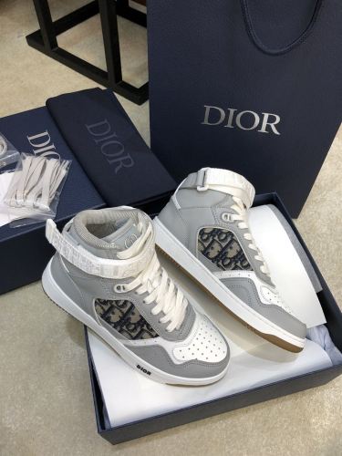 DIOR B27 HIGH-TOP SNEAKER – DO009