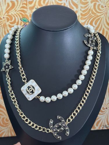 Collana Chanel  lunga 104cm