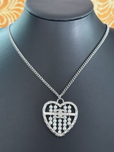 Collana Chanel  lunga 44cm