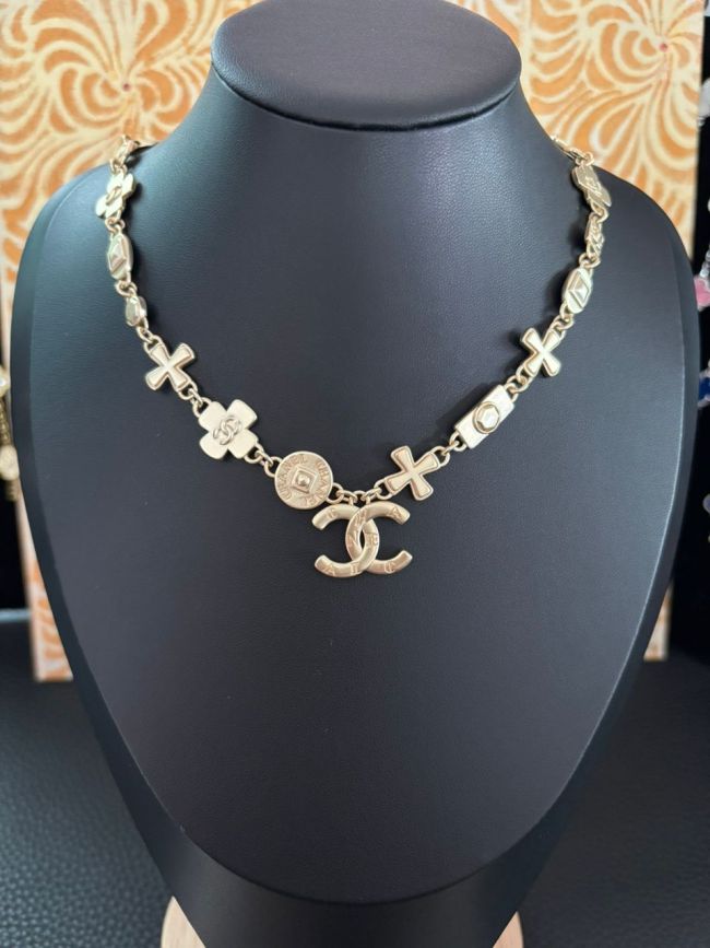 Collana Chanel  lunga 47cm